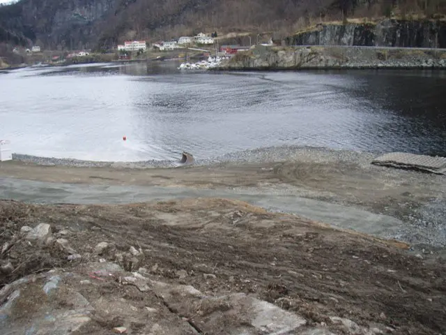 Naust/sjøbuer, Leirvik, bilete 8 av 17